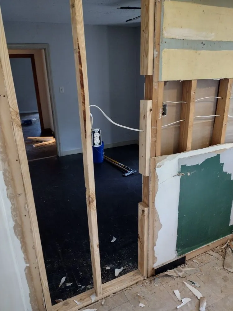 Slide of West Mobile Handyman