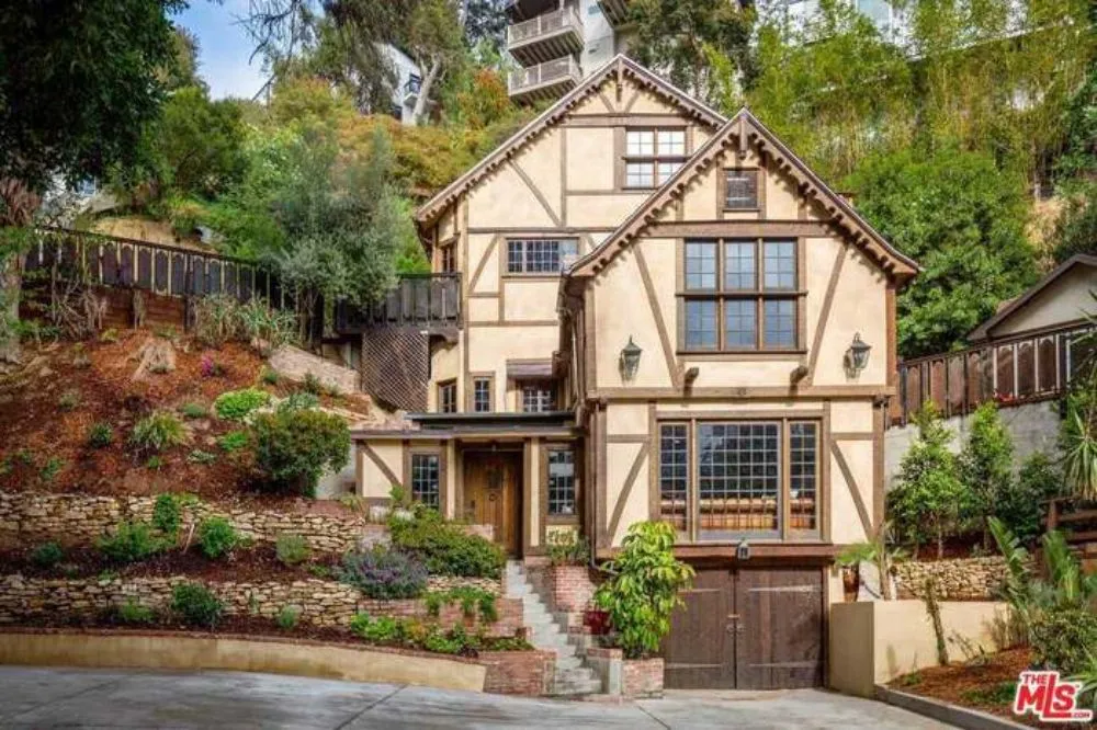 Slide of Weston's Handyman services