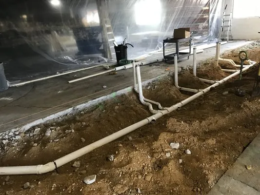 Whitaker Plumbing/Remodels Logo