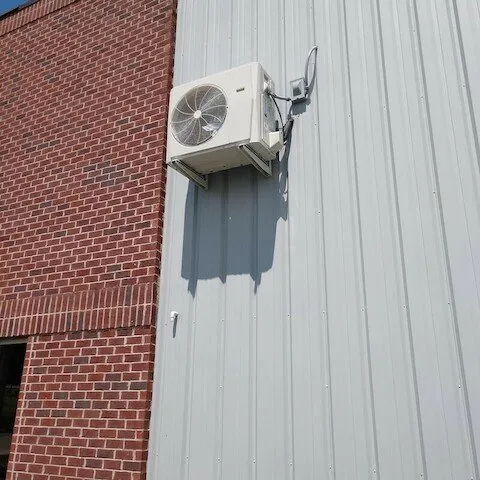 Slide of White Flag Plumbing Heating & Cooling