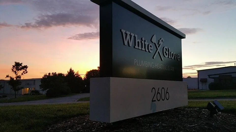 Slide of White Glove Plumbing