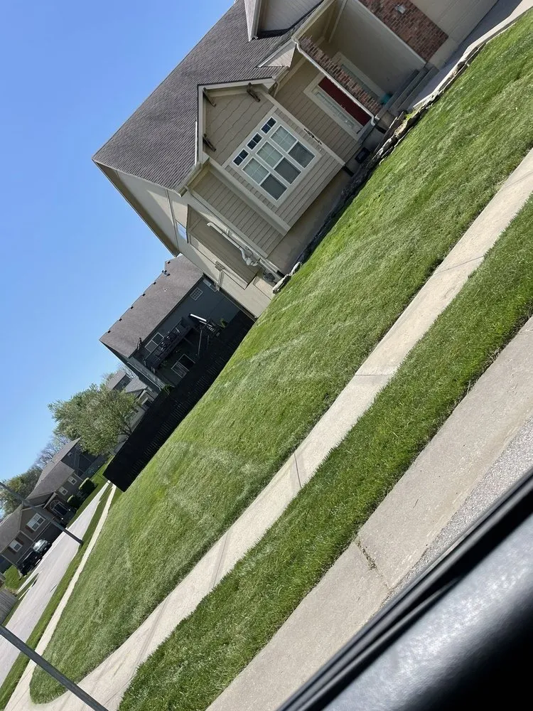 Slide of WhiteCz Lawncare and Cleaning 