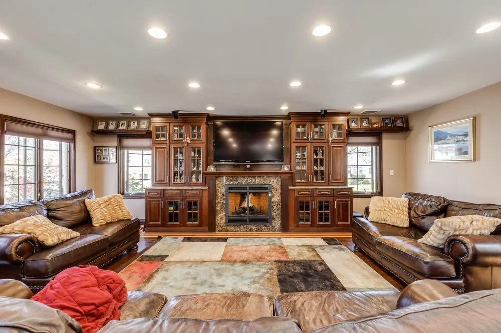 Slide of Whitestone Contracting