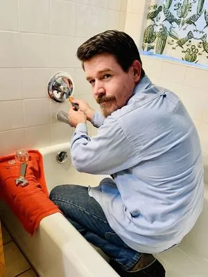 Whitestone Plumbing Logo