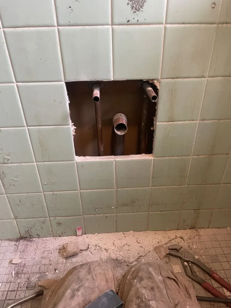 Slide of Wick contracting