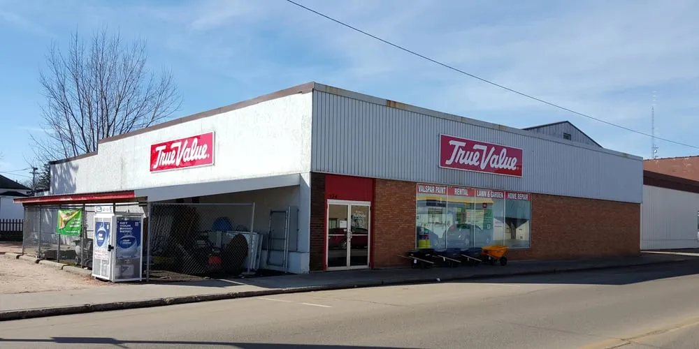 Slide of Wiehe's Hardware Hank