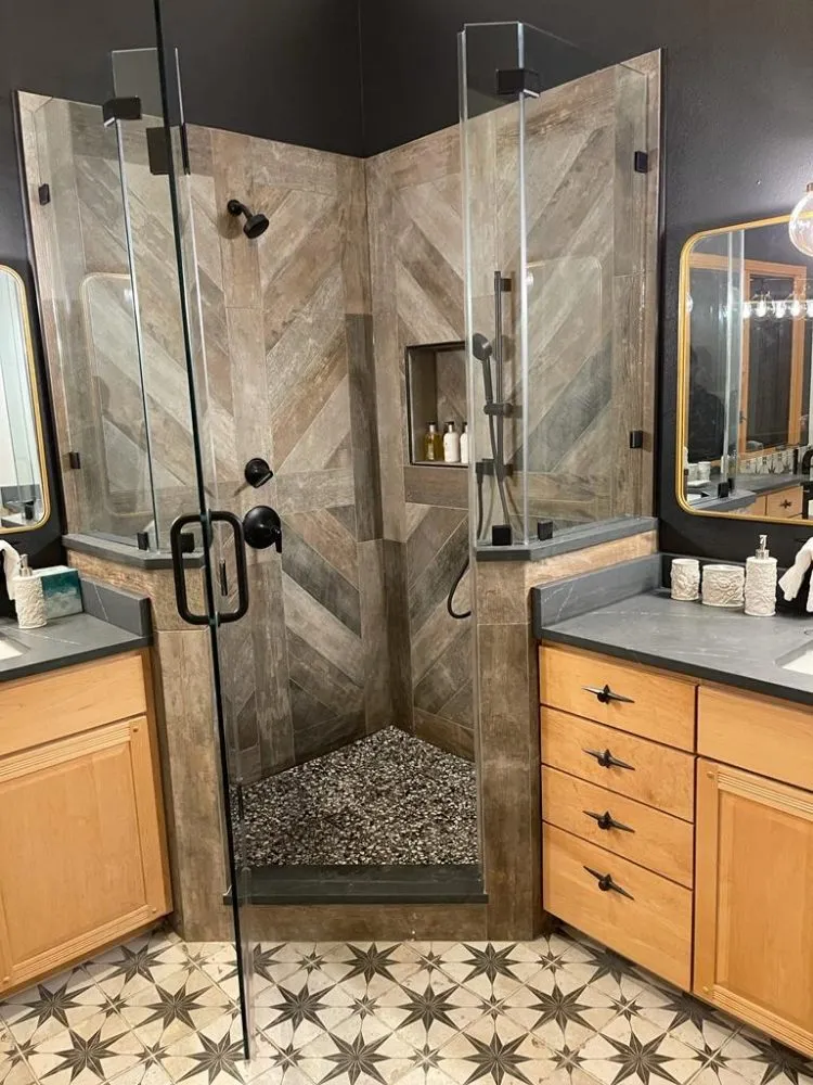 Emergency emergency plumbing for homes in Houston, TX by Wilfredo's Complete Custom Remodeling