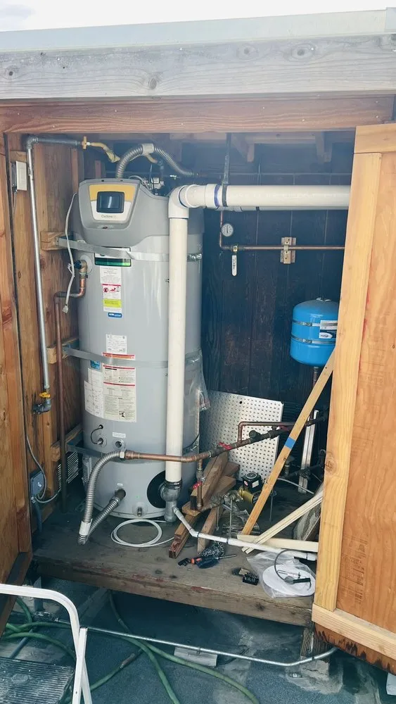 Slide of William Cruz Plumbing