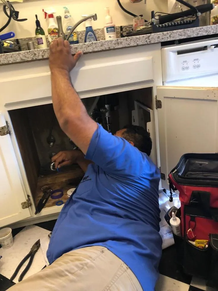 Slide of William Cruz Plumbing