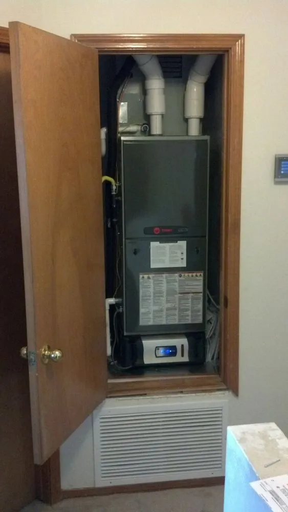 Slide of Williams Mechanical