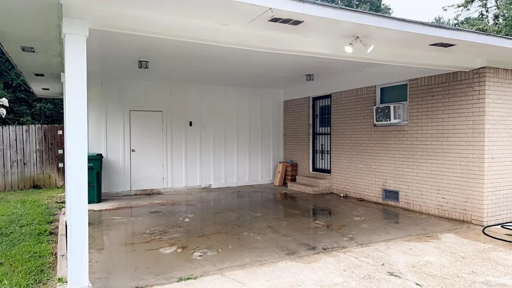 Slide of Williams Remodeling