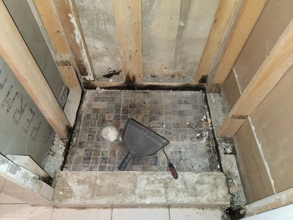 Slide of Willie Will's Wheels Handyman Plumbing Services