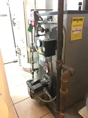 Winston Oil Company Logo