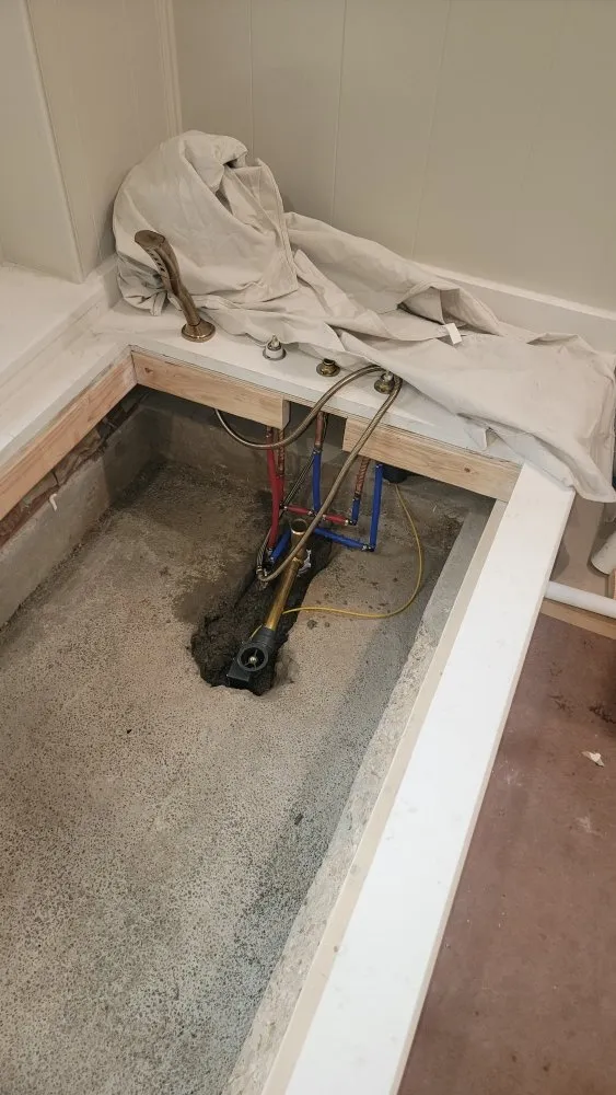 Professional water heater service in Hudson Oaks, TX by Wise Choice Plumbing and Leak Specialist