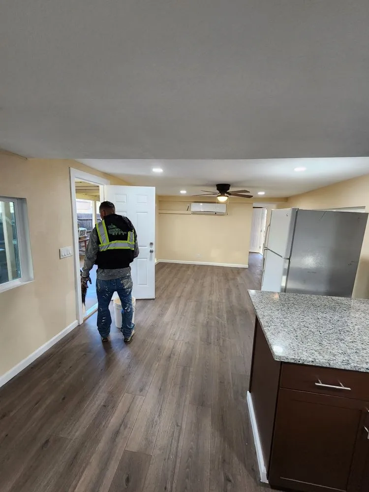 Slide of WM Contractors