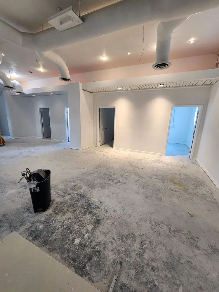 Slide of WM Contractors