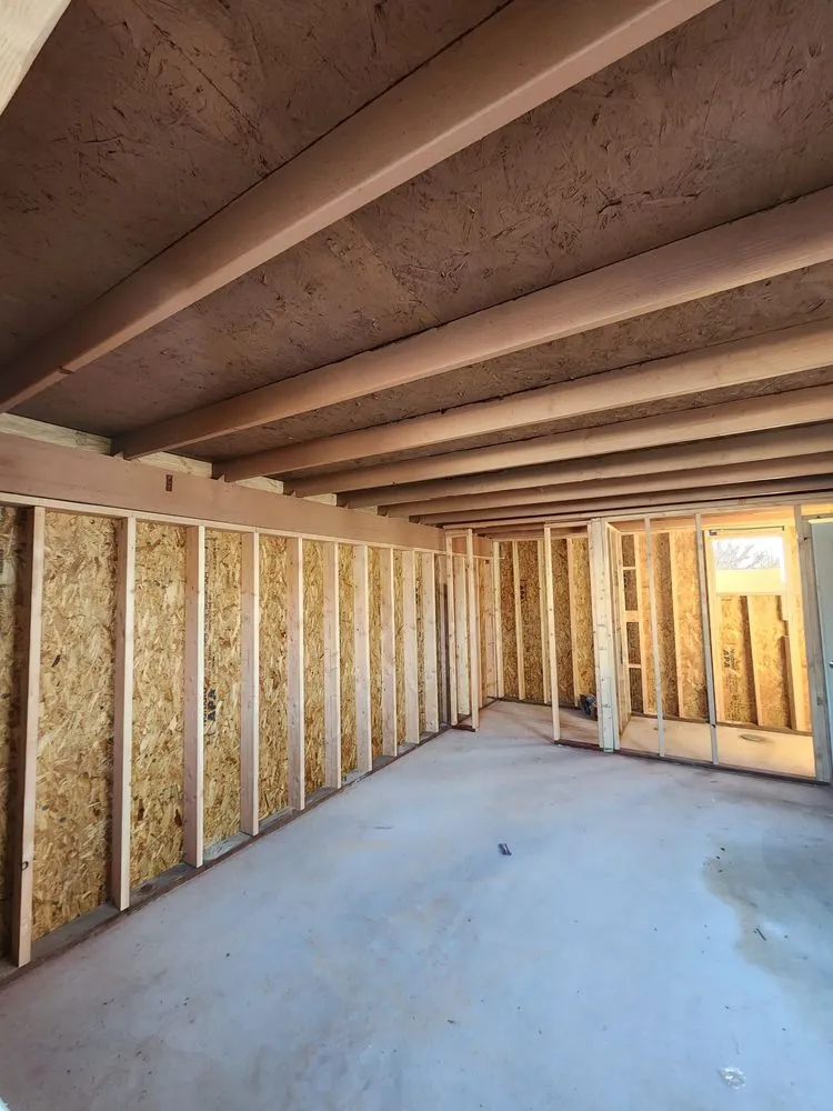 Slide of WM Contractors