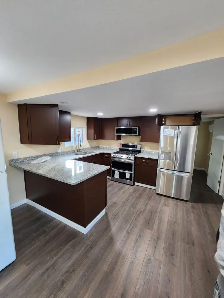 Slide of WM Contractors