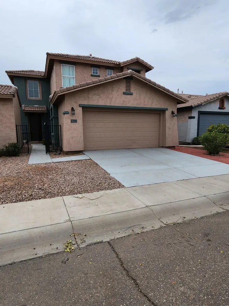 Slide of WM Contractors