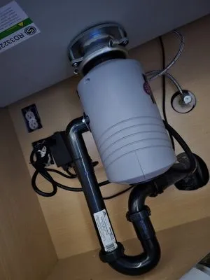 WM Plumbing Service Logo