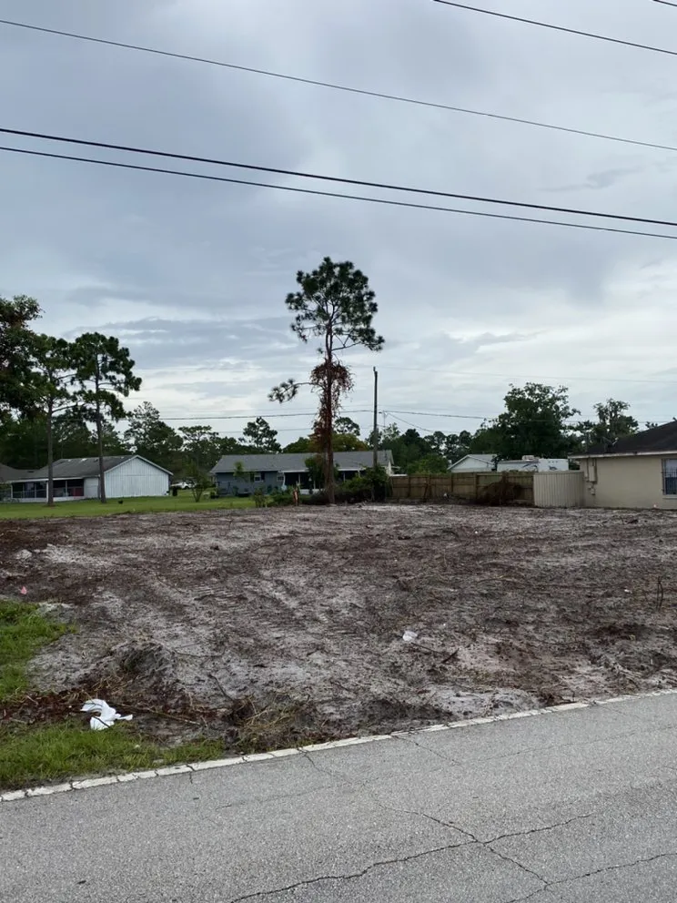 Slide of Wolf Maintenance and Lawn Care