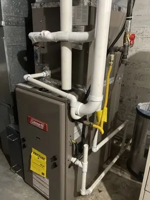 Woodward Heating Air & Plumbing Logo