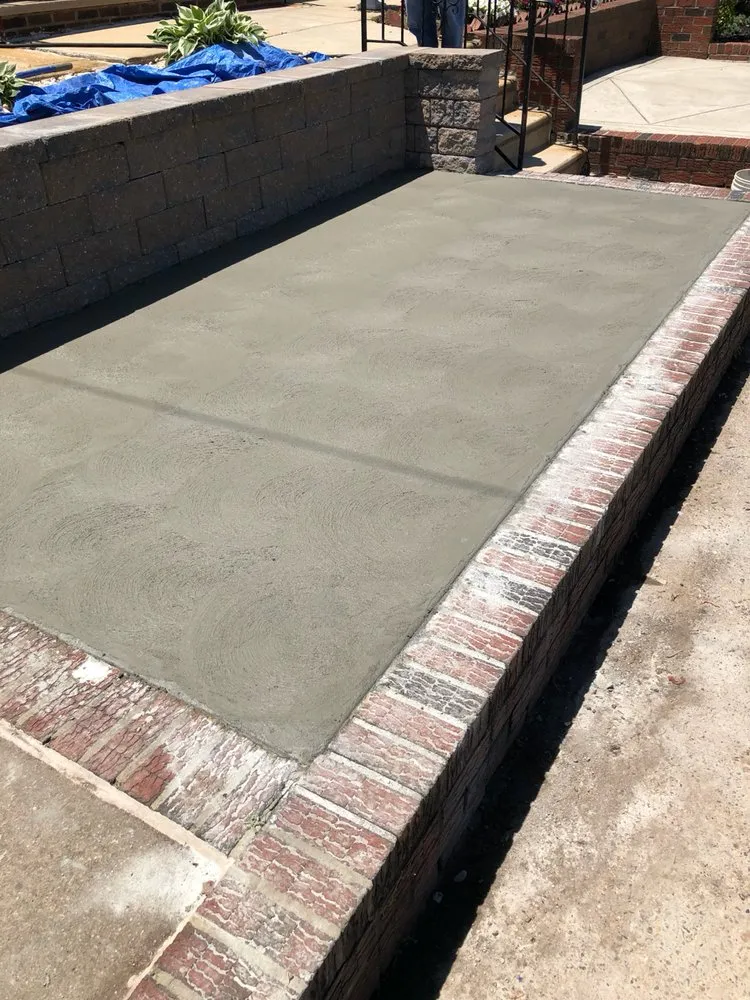 Slide of Worldwide Contractors