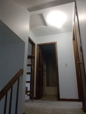 Wrights handyman Logo