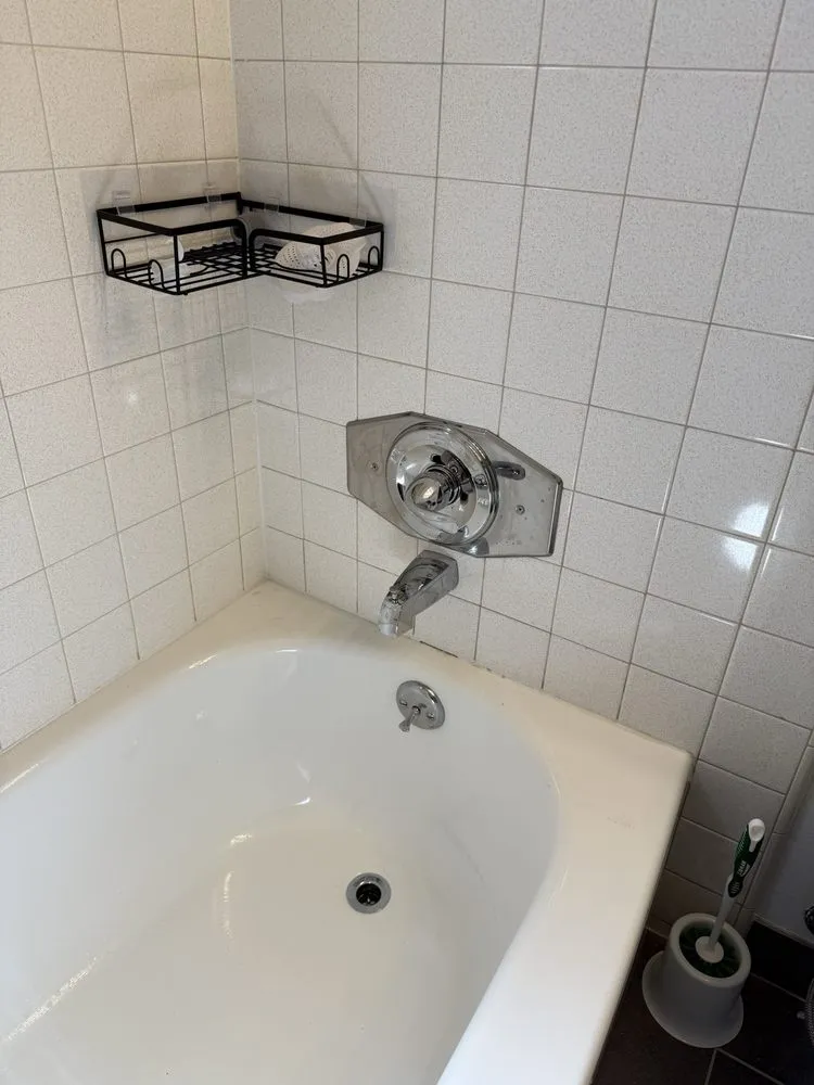 Slide of Xela Plumbing