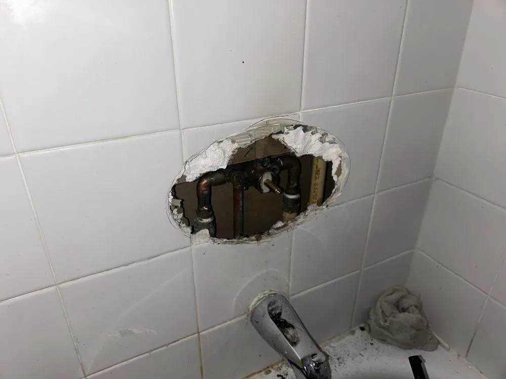 Slide of Y & L Plumbing Services