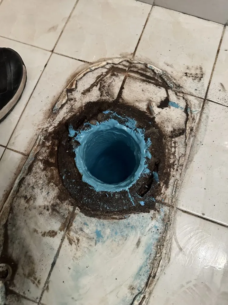 Slide of Y & L Plumbing Services