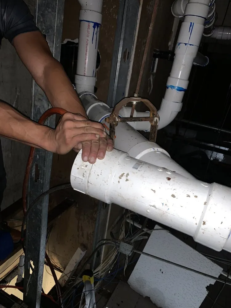 Slide of Y & QQ Plumbing Services