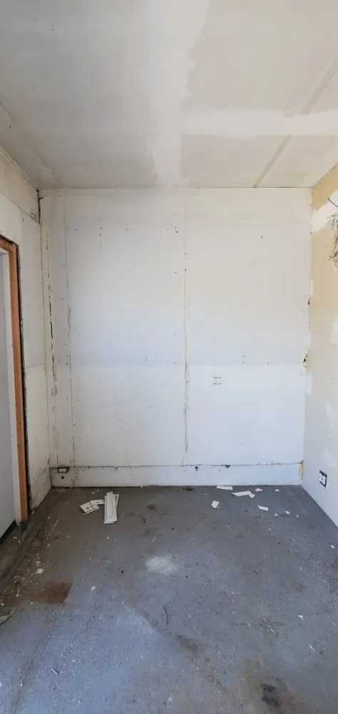 Slide of Ye Olde Handyman General Contractor