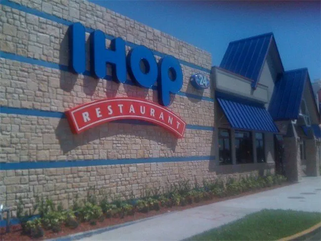 Slide of Yerbilla Services