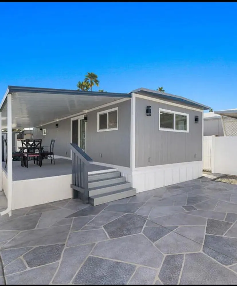 Slide of Yergenson Construction and Handyman Services