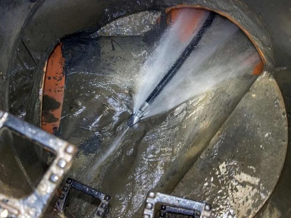 Slide of YL Hydrojet Plumbing