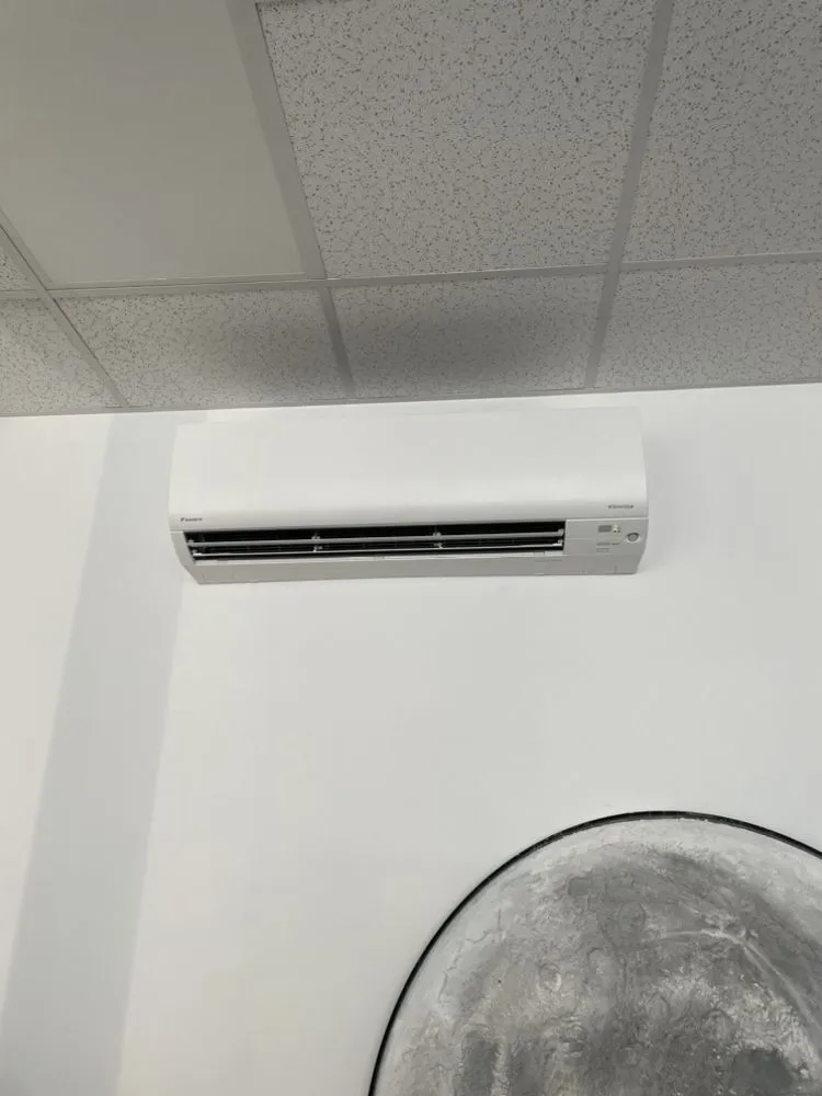 Slide of Yumenomori USA