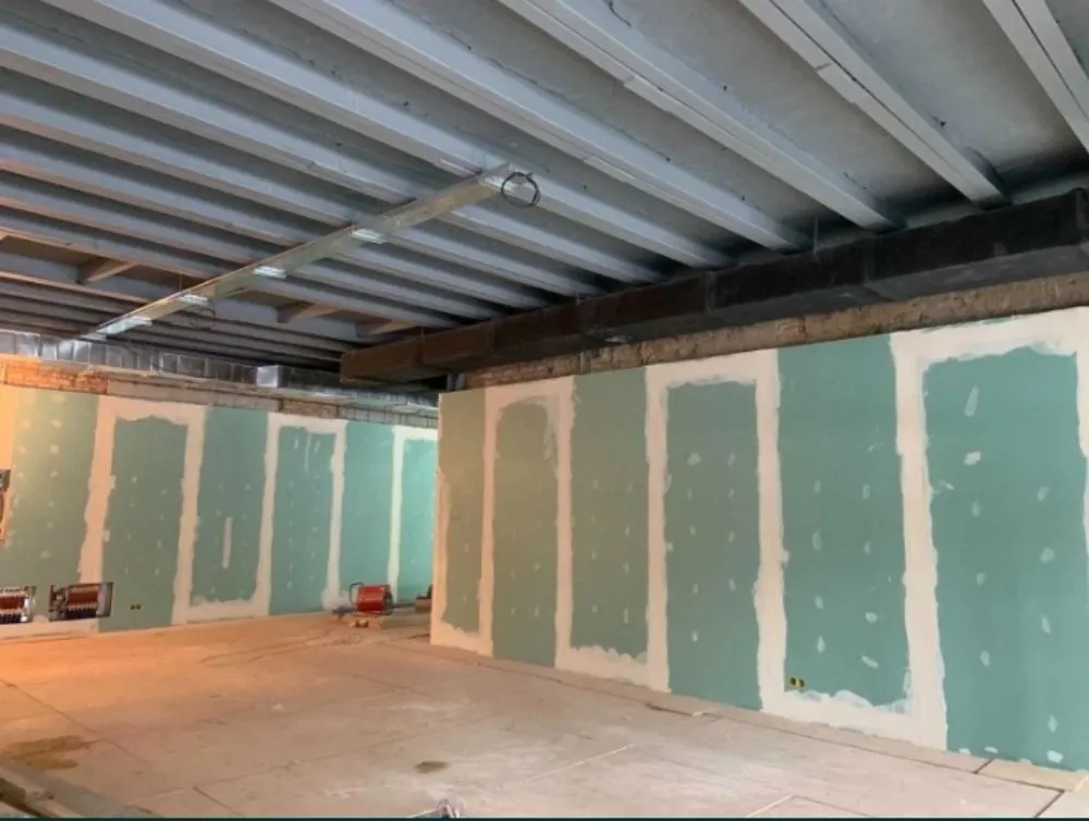 Slide of Yurii Handyman