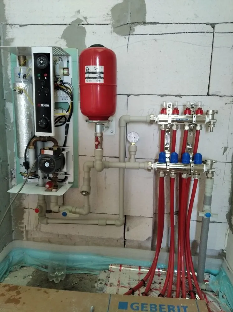 Slide of Yurii Handyman