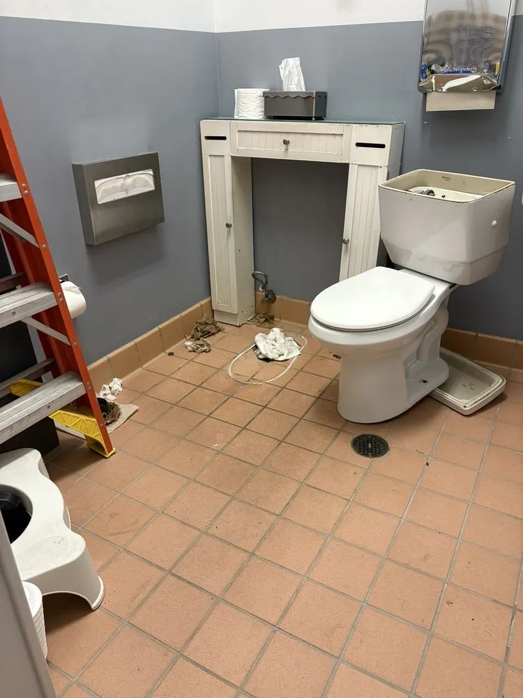 Slide of Zaya Plumbing Maintenance