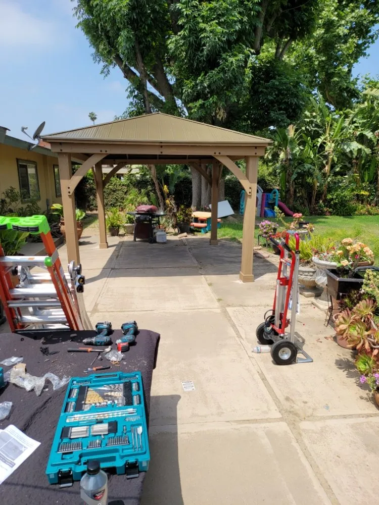 Slide of Zomg The Handyman