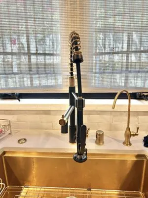 Zomg The Handyman Logo