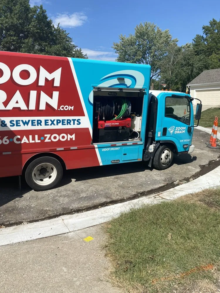 Emergency plumbing repair in North Kansas City, MO by Zoom Drain