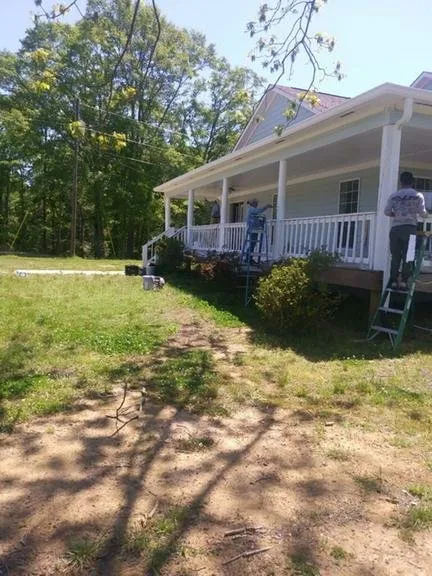 Slide of Zoto Maintenance & Remodeling